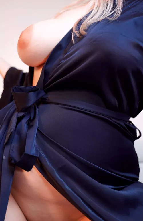 [Image]Today there are two reasons to smile