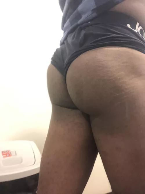 Is it weird that I like wearing briefs like this? Lol