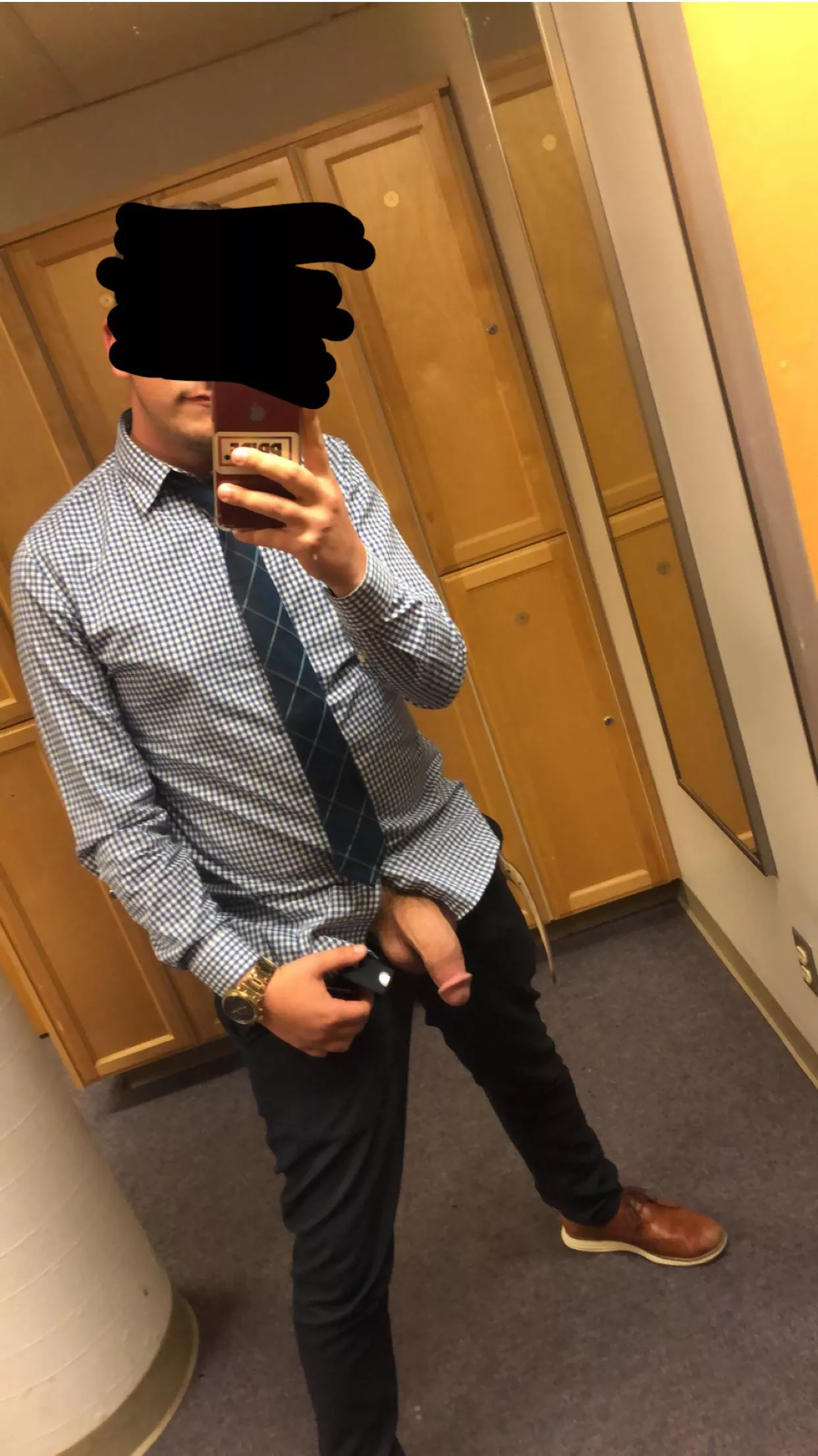 Letting it all hang out in the break room