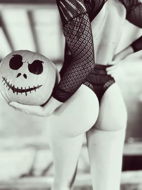 My Halloween ass . [BA]