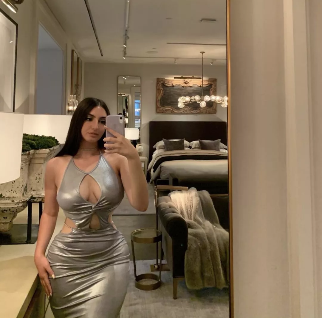 One of my favorite dresses on my friend