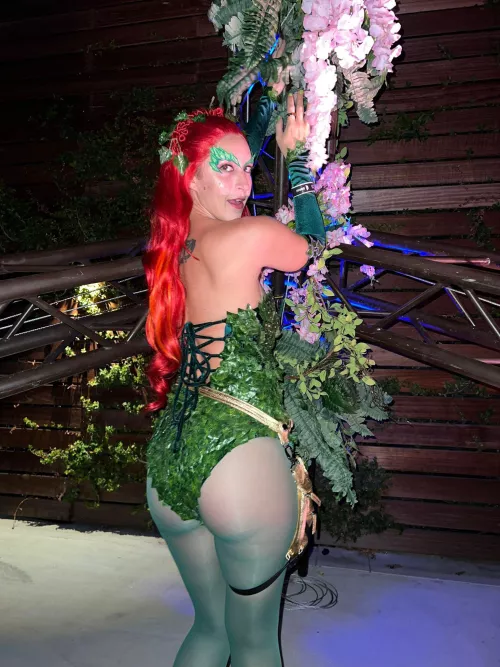 Poison Ivy Booty ❤️💚