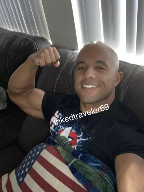 Post workout flex 💪🏾 [M] 👨🏽‍🦲