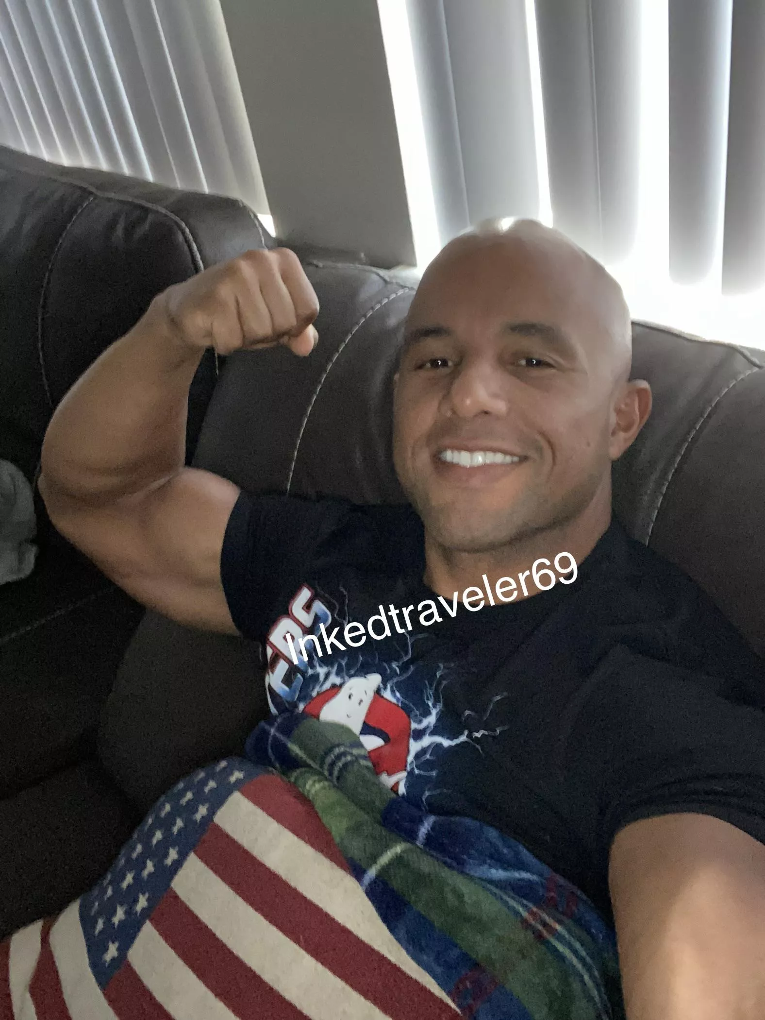 Post workout flex 💪🏾 [M] 👨🏽‍🦲