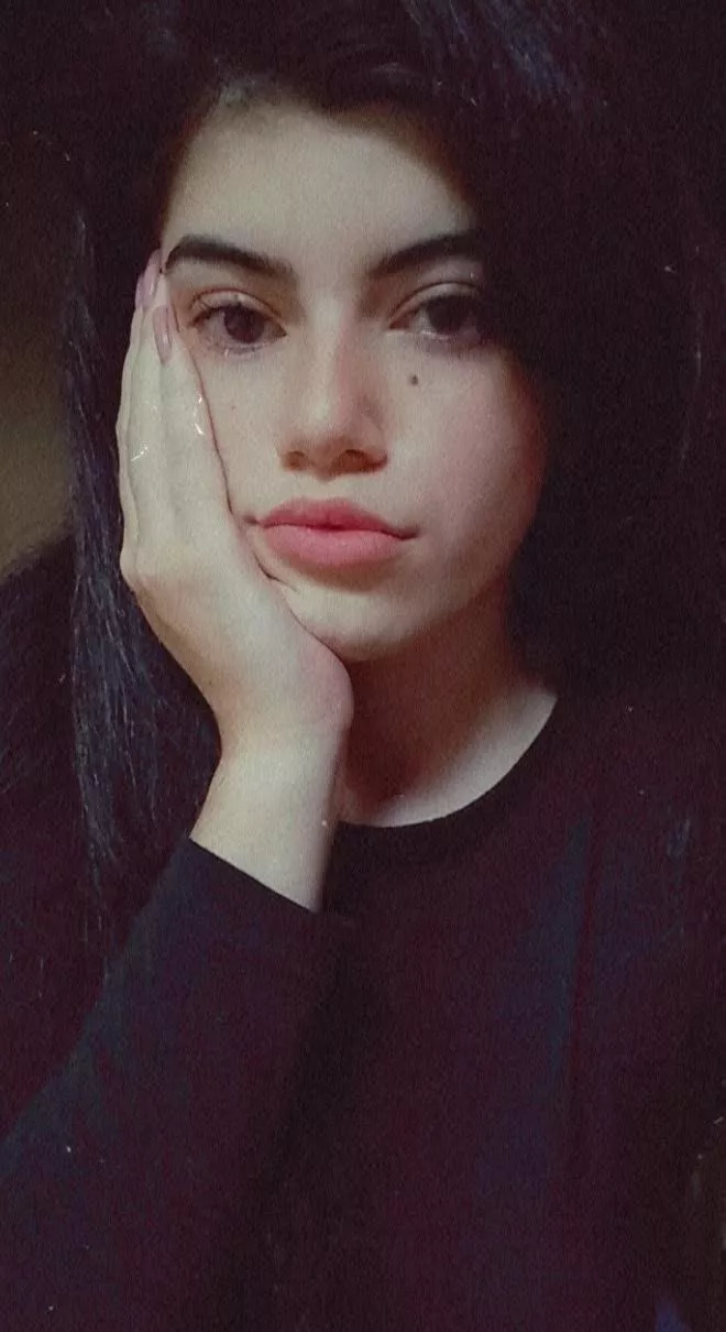 [selling] I can make you weak even with My tired face, you know I own your mind. Kik: angelgoddess263