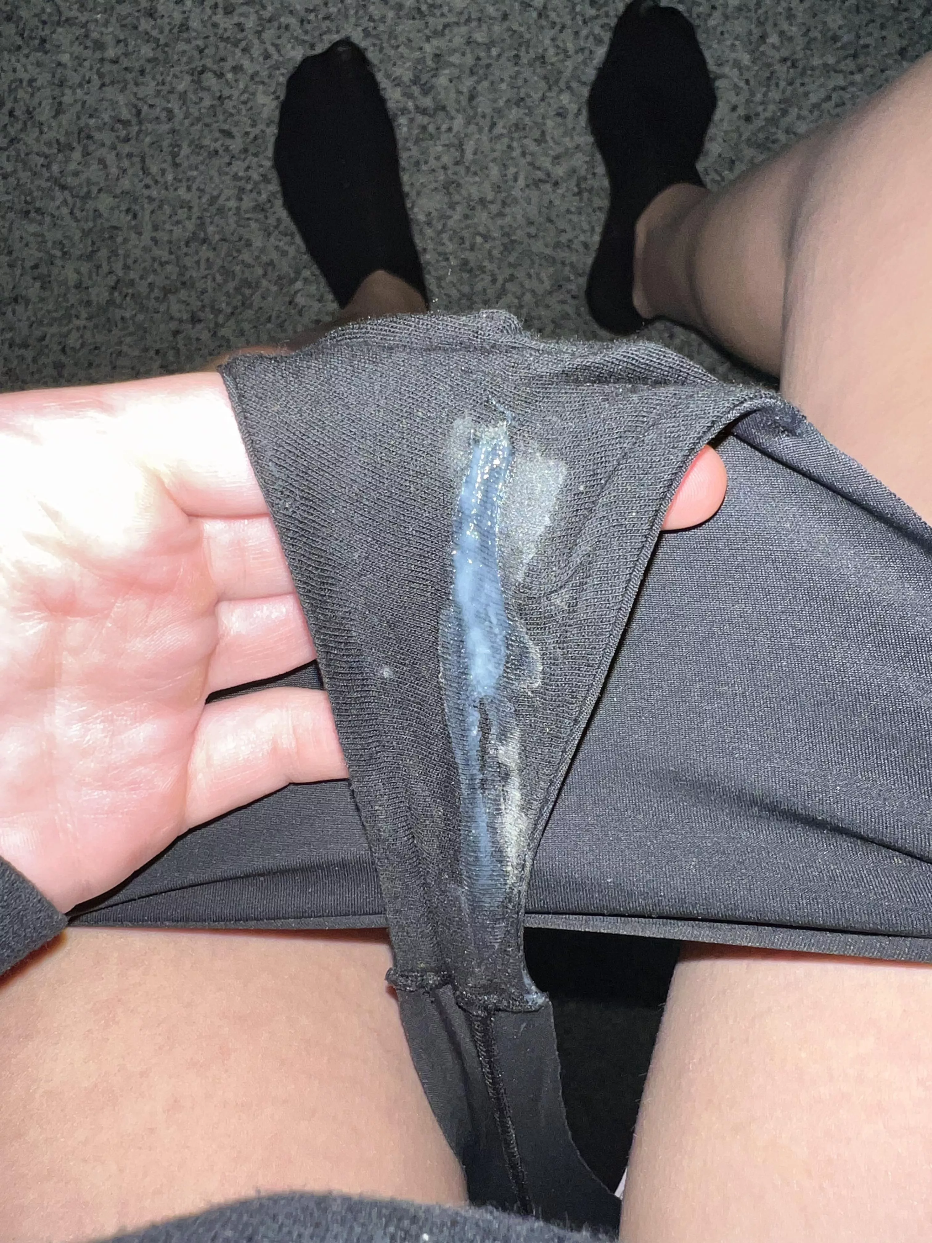 [Selling] Lots of creamy discharge right now. Full menu & drawer pinned to my page💦