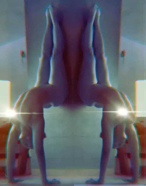 Spooky yoga art 👻