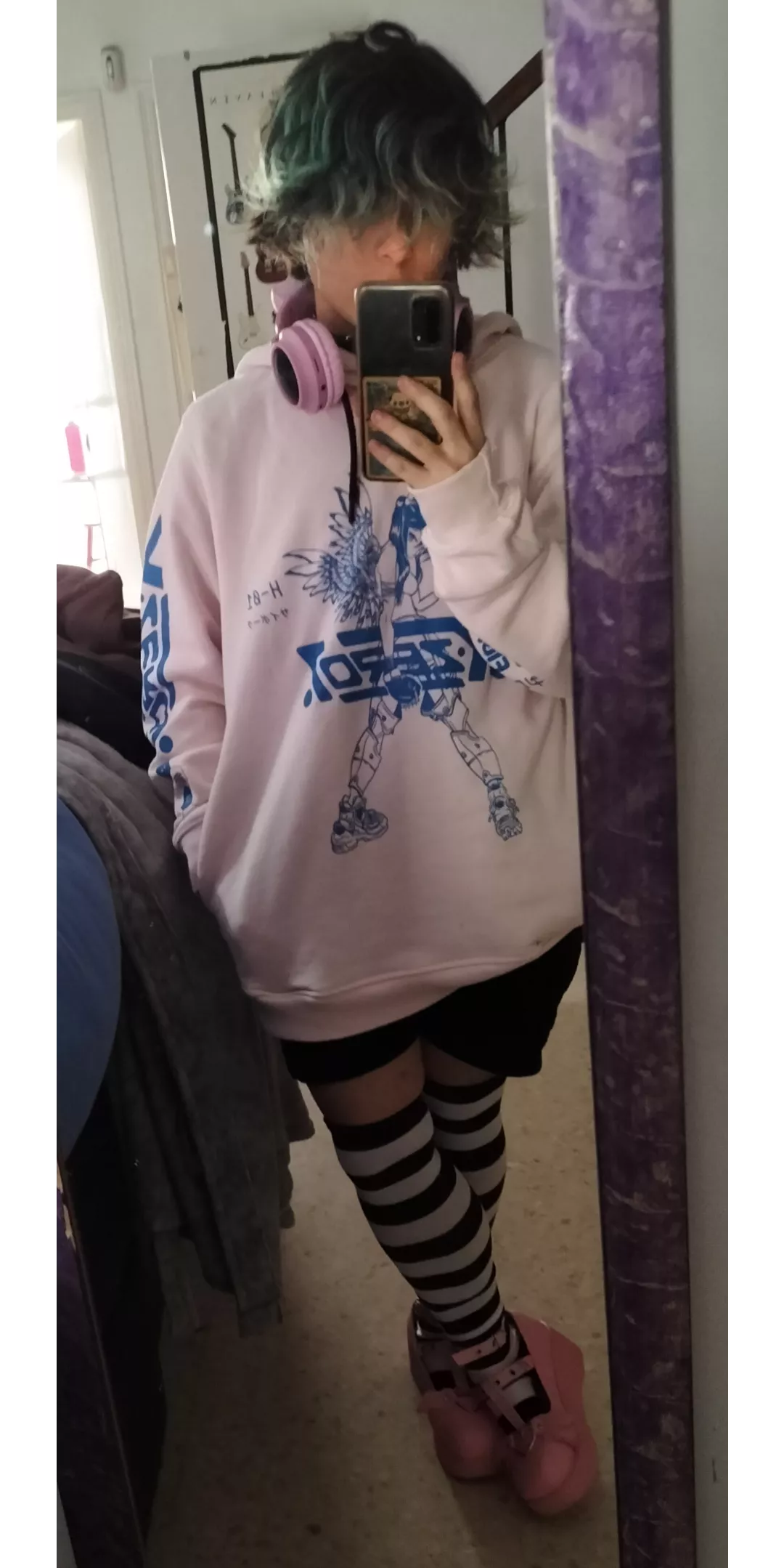 tbh, i just really want to cuddle rn