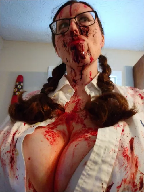 Undead boobies! Grrrrr! Happy Halloween! 🍼🎃🧟‍♀️