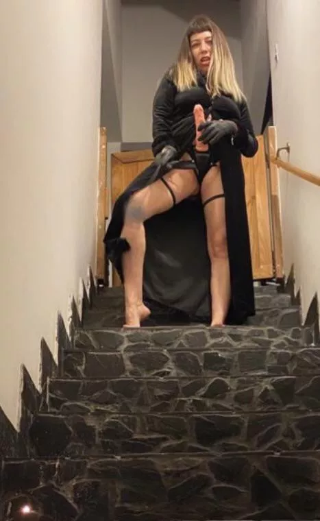 Who want to be my bitcx right now?? 😈🔥