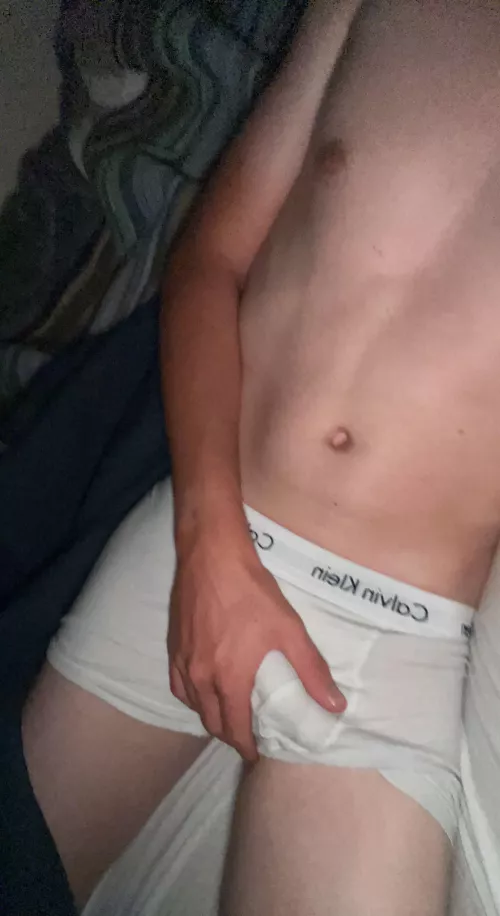 Who’s down for some fun😩dm me