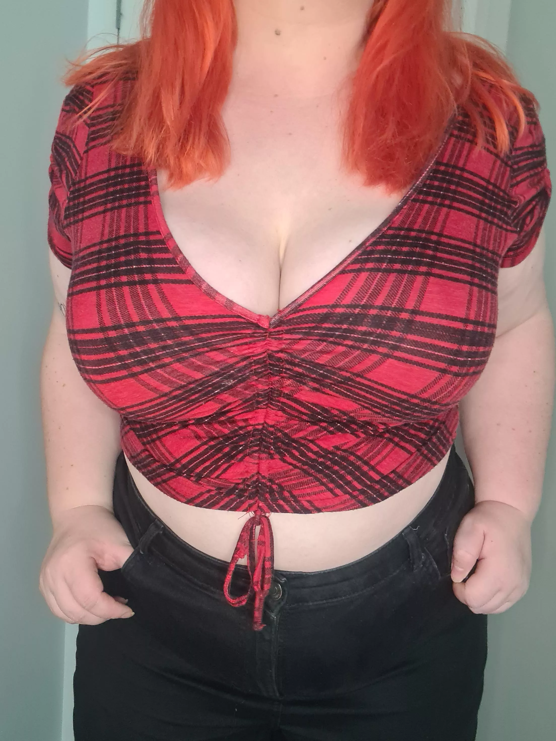 Ya girl looks better nude 😉