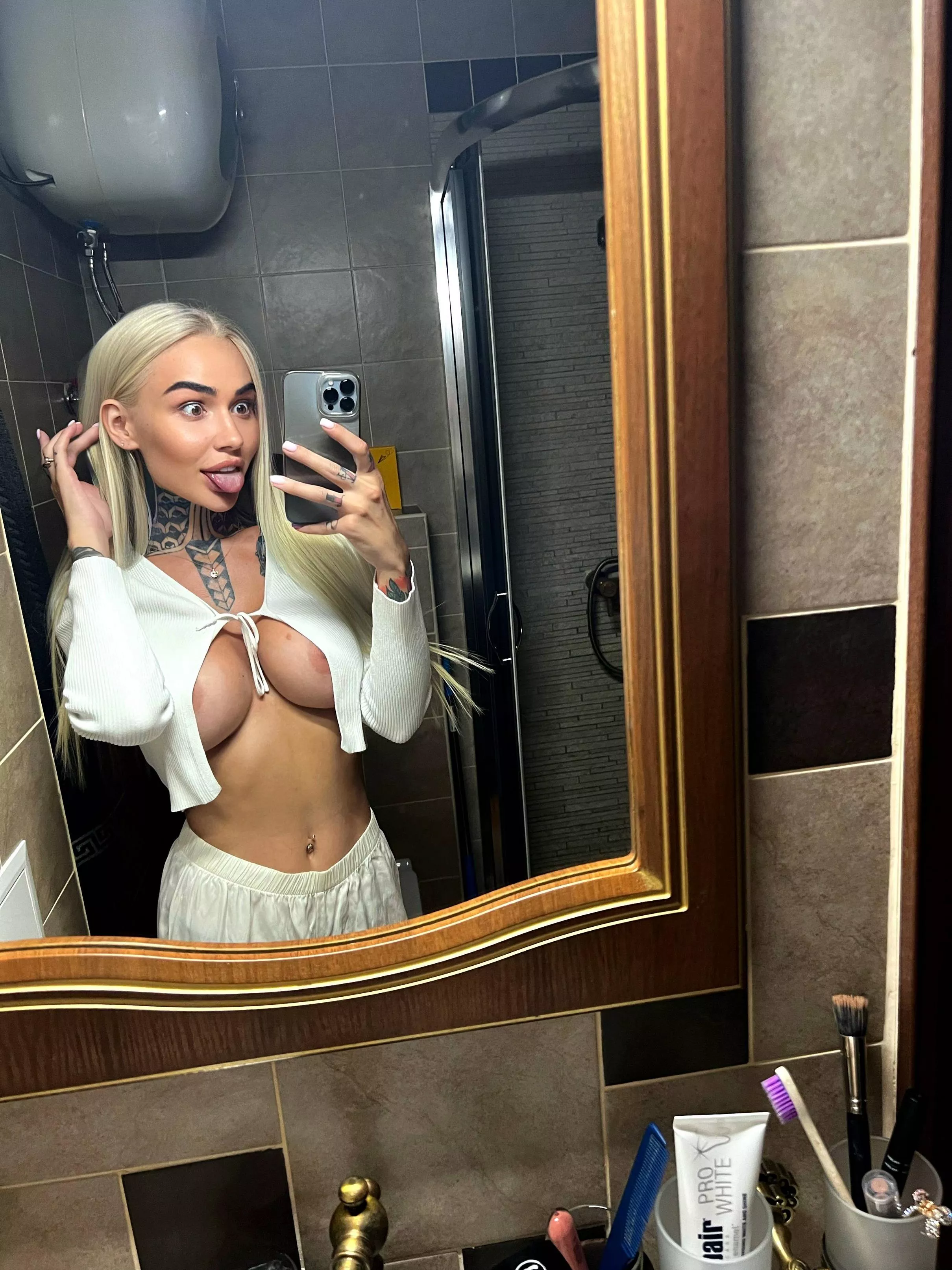 You won't be able to leave me once you taste my boobs