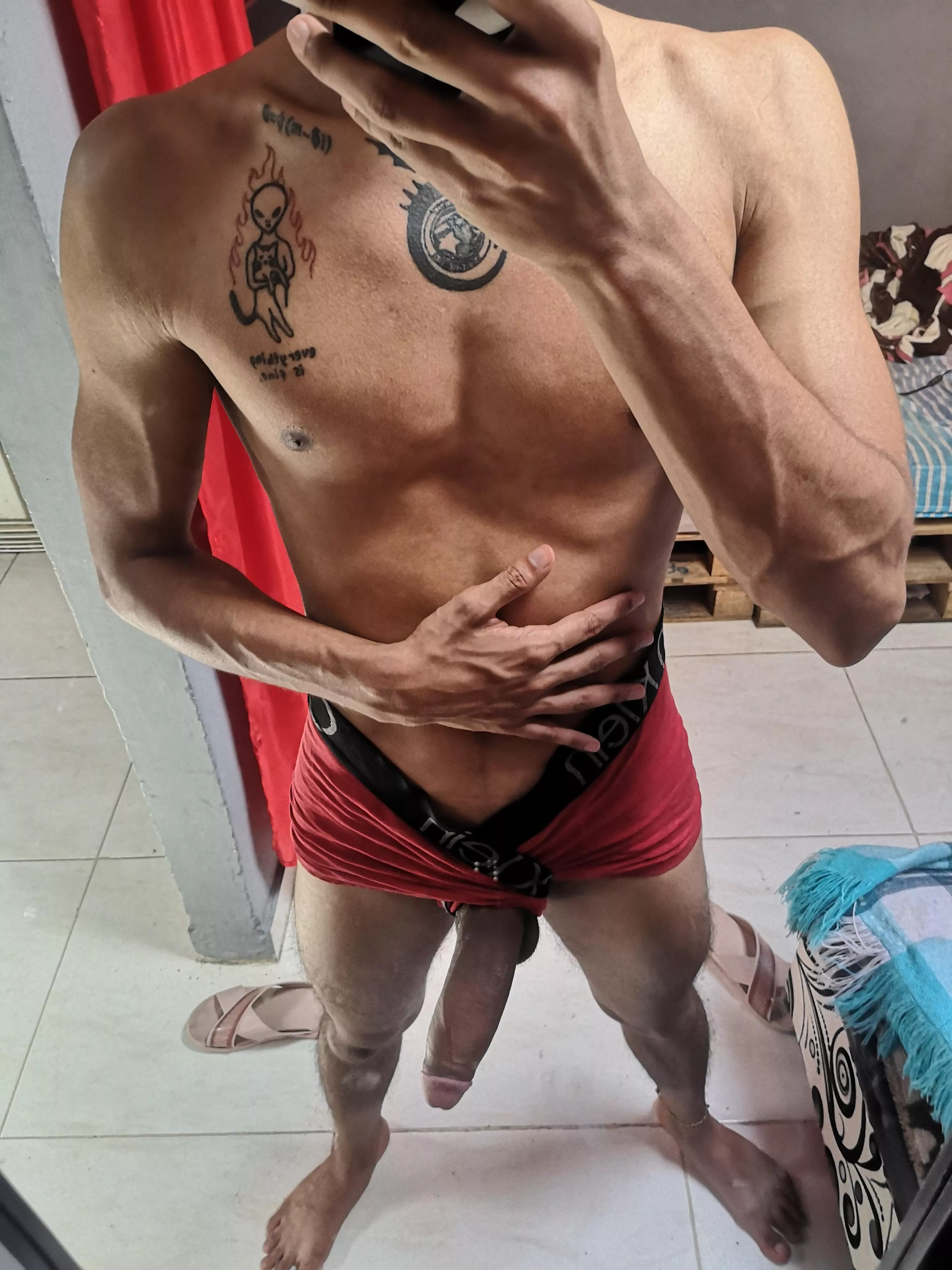 [19] my dick are looking for a hole to play