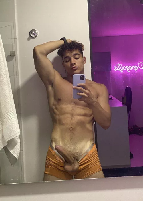 24. Boys, drop me a DM if you wanna chat…