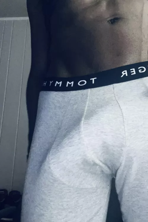 24 Dom bbc who wants to see whats under my shorts?