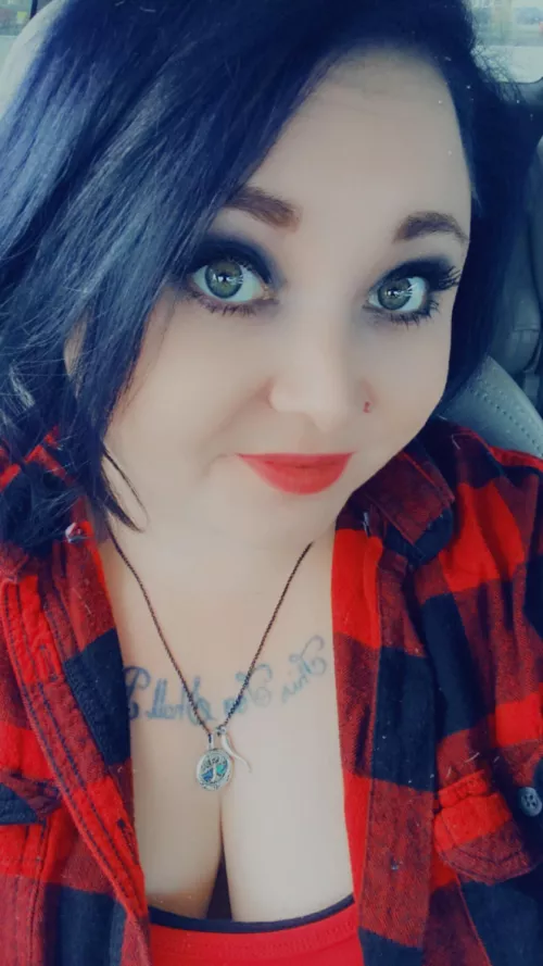 30F4A Bi mom- looking for friends and possibly more. South of KC