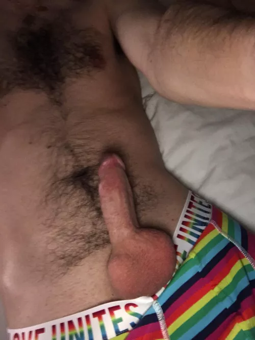 [32] Mondays are the worst, could use a release ;) 🍆💦