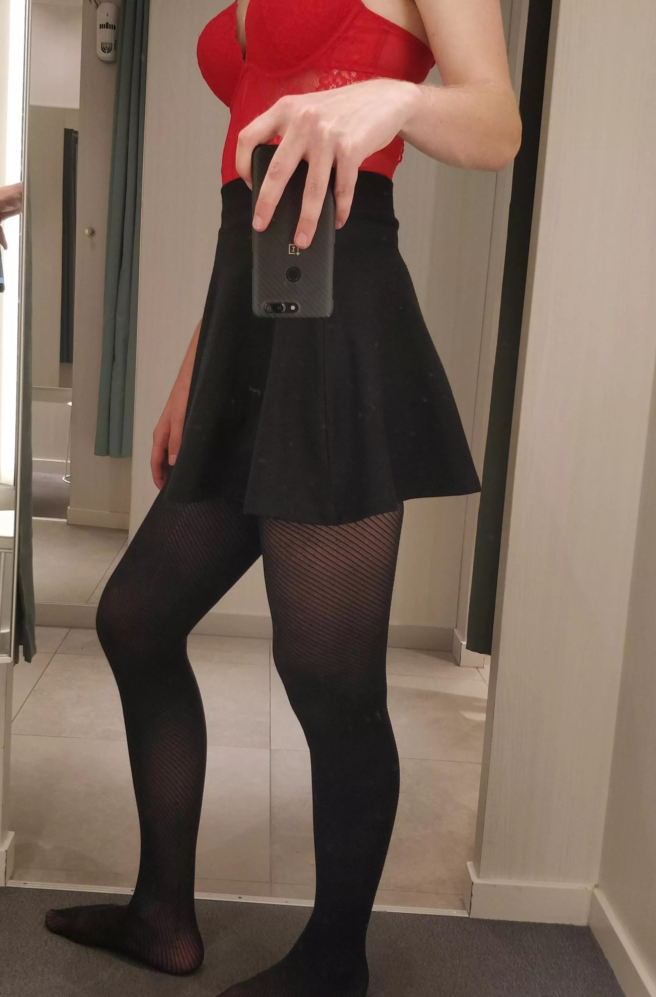 Although I left the dressing room open, no one visited me 🥺