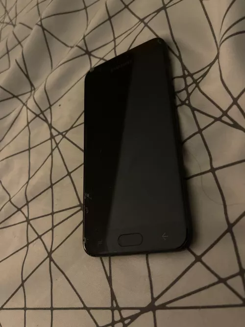 Anyone want a quick cum trib? I’m about to leave for work