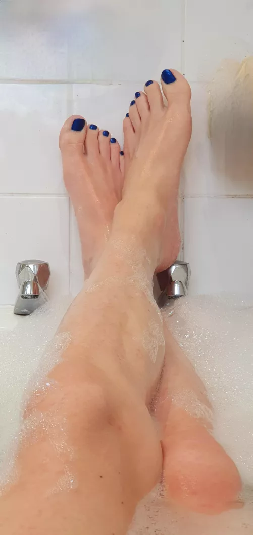 Bath feet 😊