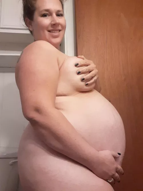 bbw and 31 weeks pregnant