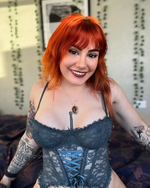 Big smiles for you 🥰 [F]