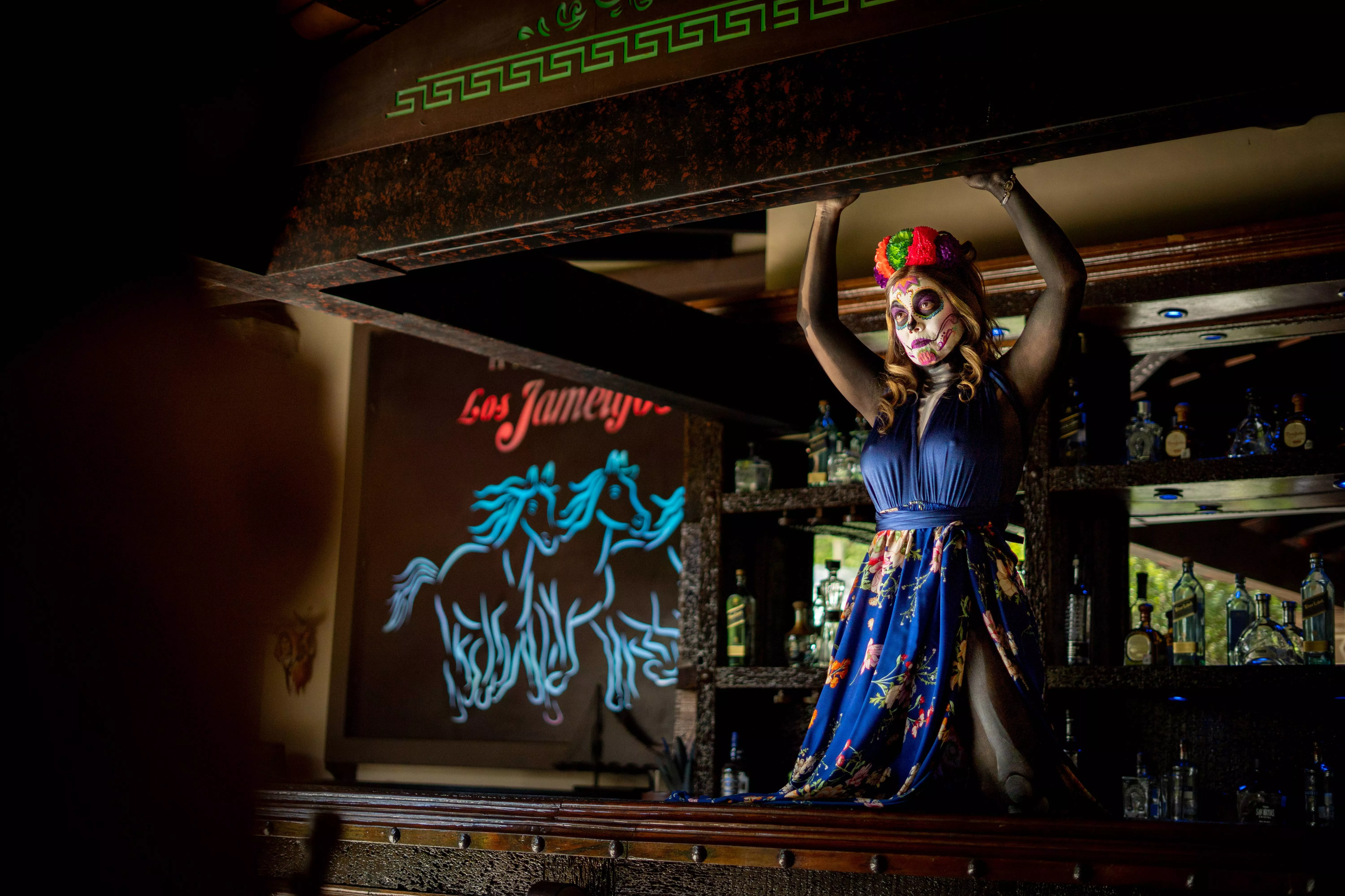 Buenas tardes! Enjoy the elegance of today and what the day can hold! Have the best day!