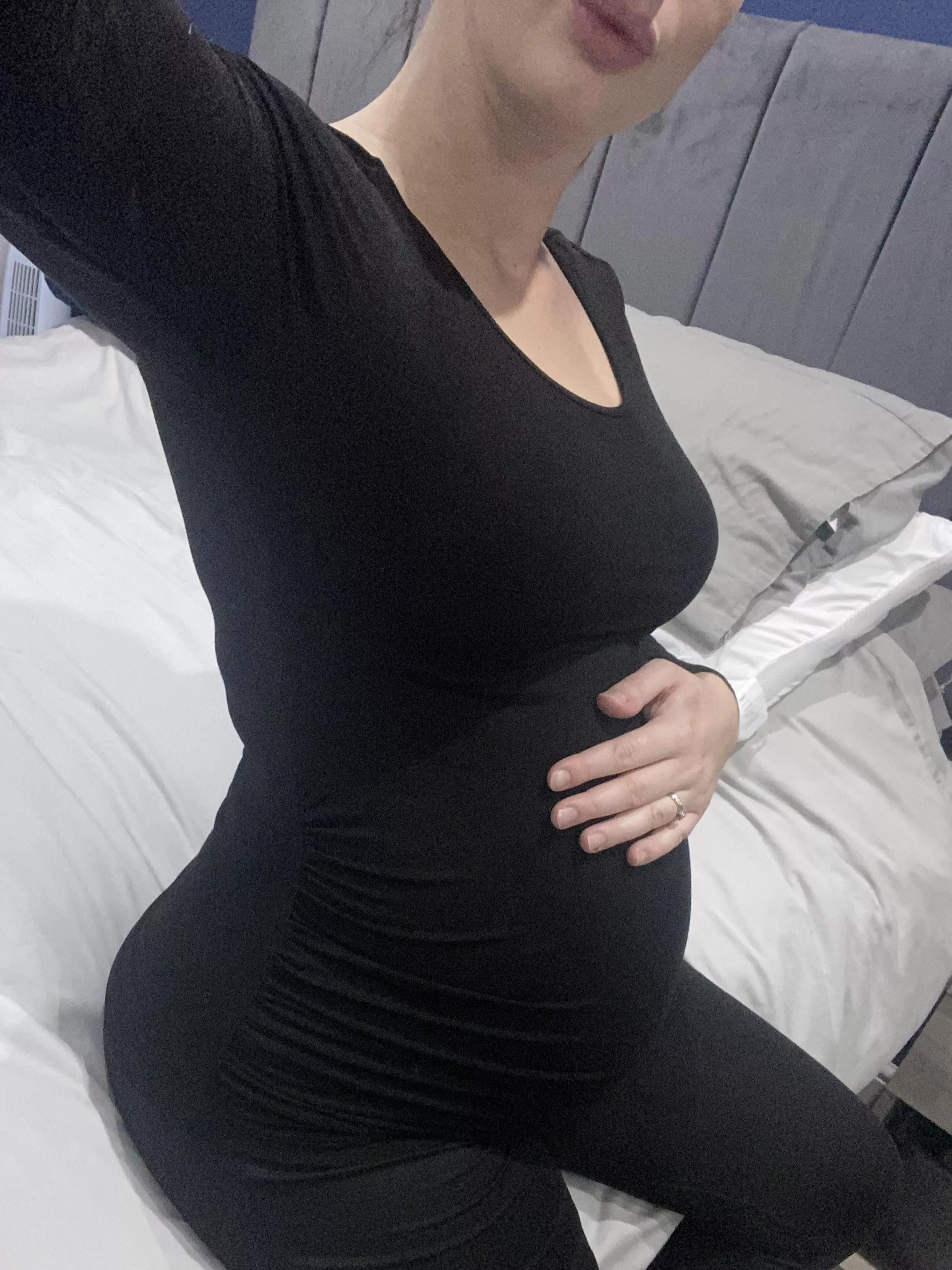 Cheeky Tuesday snap 😛