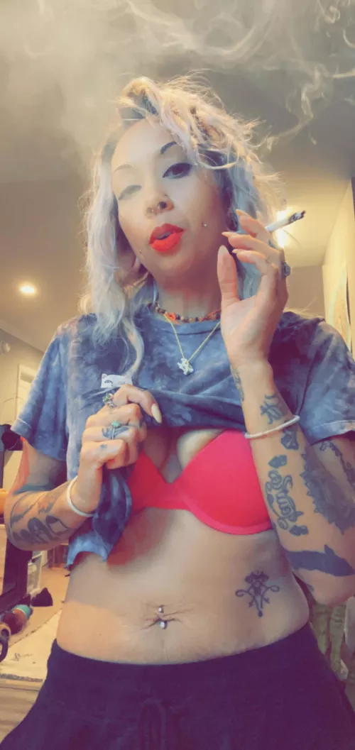 Come light up with me