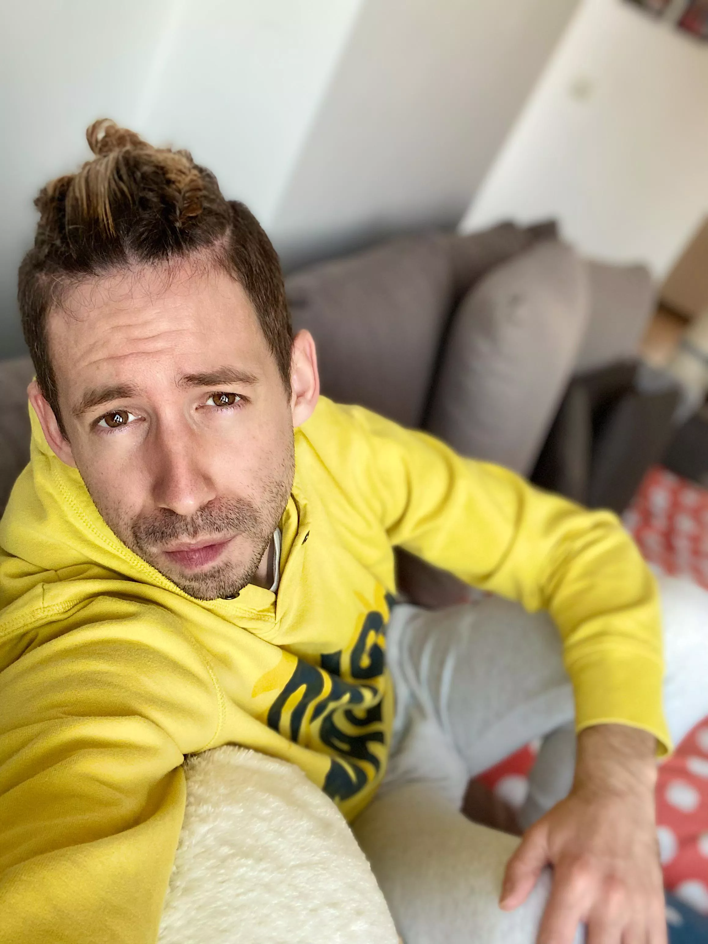 Could always use more Gaymer friends! PS/XBOX here! :)