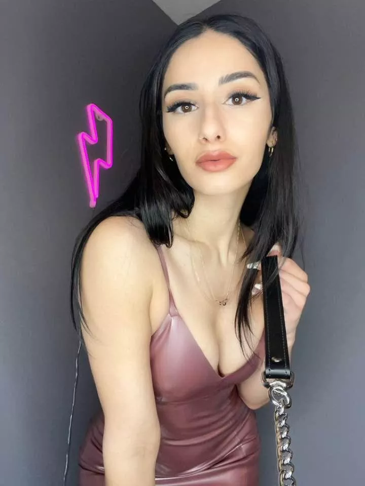 [Domme] I know you always love been a sissy you want to be sissified,pimped and turned into a full sissy slut. Now is the perfect time to embrace your feminine side let it take control of you completely. Kik ~ goddesscora07