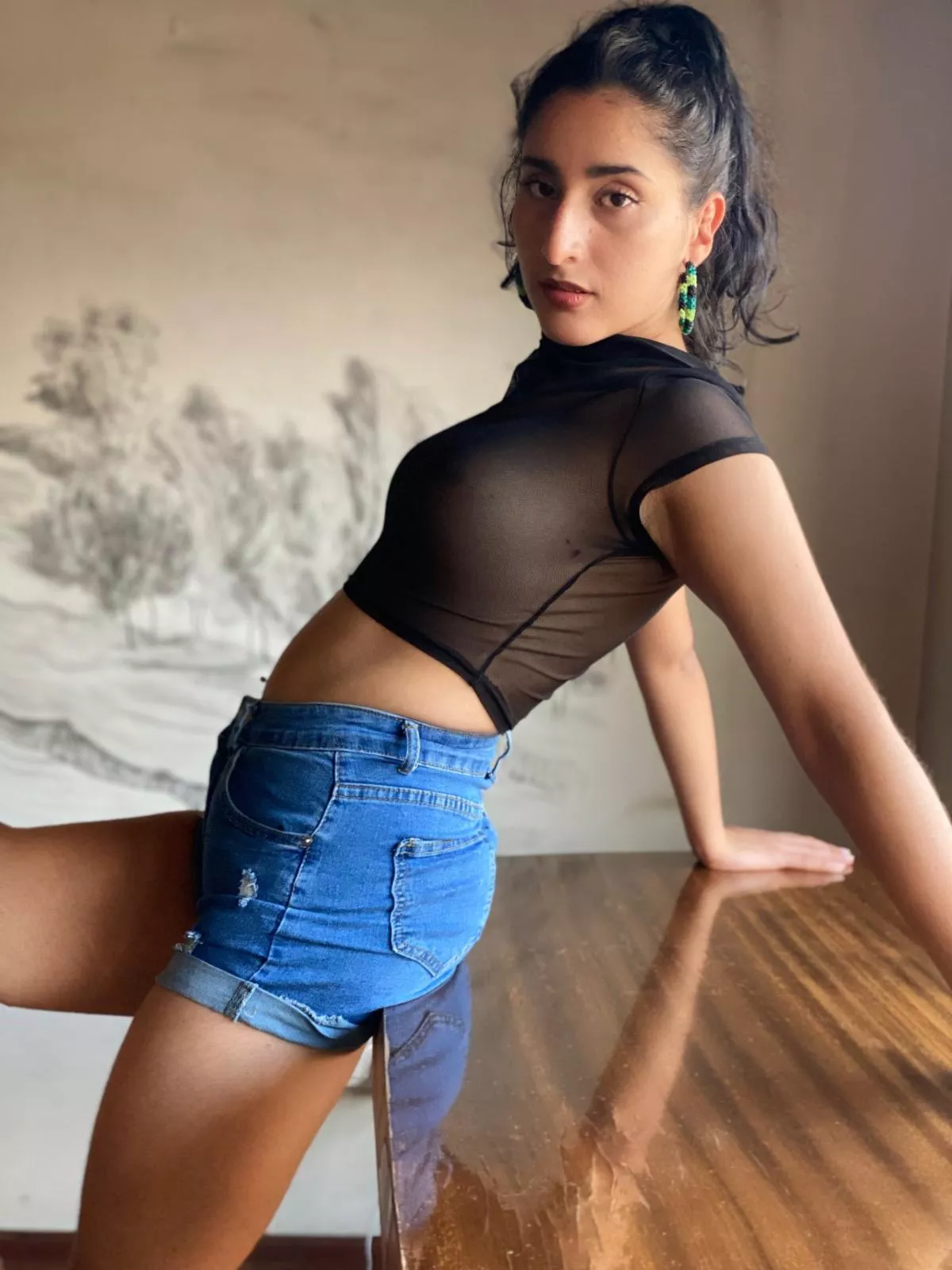 [f] Fun fact: I like my hair pulled