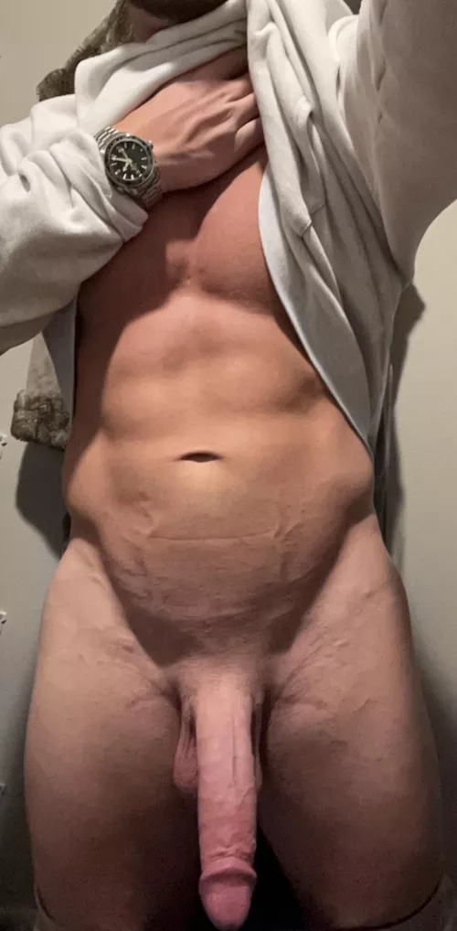 Figured I’d drop by. Happy Halloween 👻