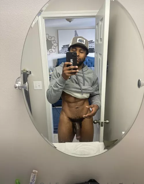 Get in my DMs if I made you stop scrolling