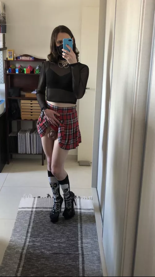 Happy Halloween !!! I have a treat for you! To bad it still Locktober 😖