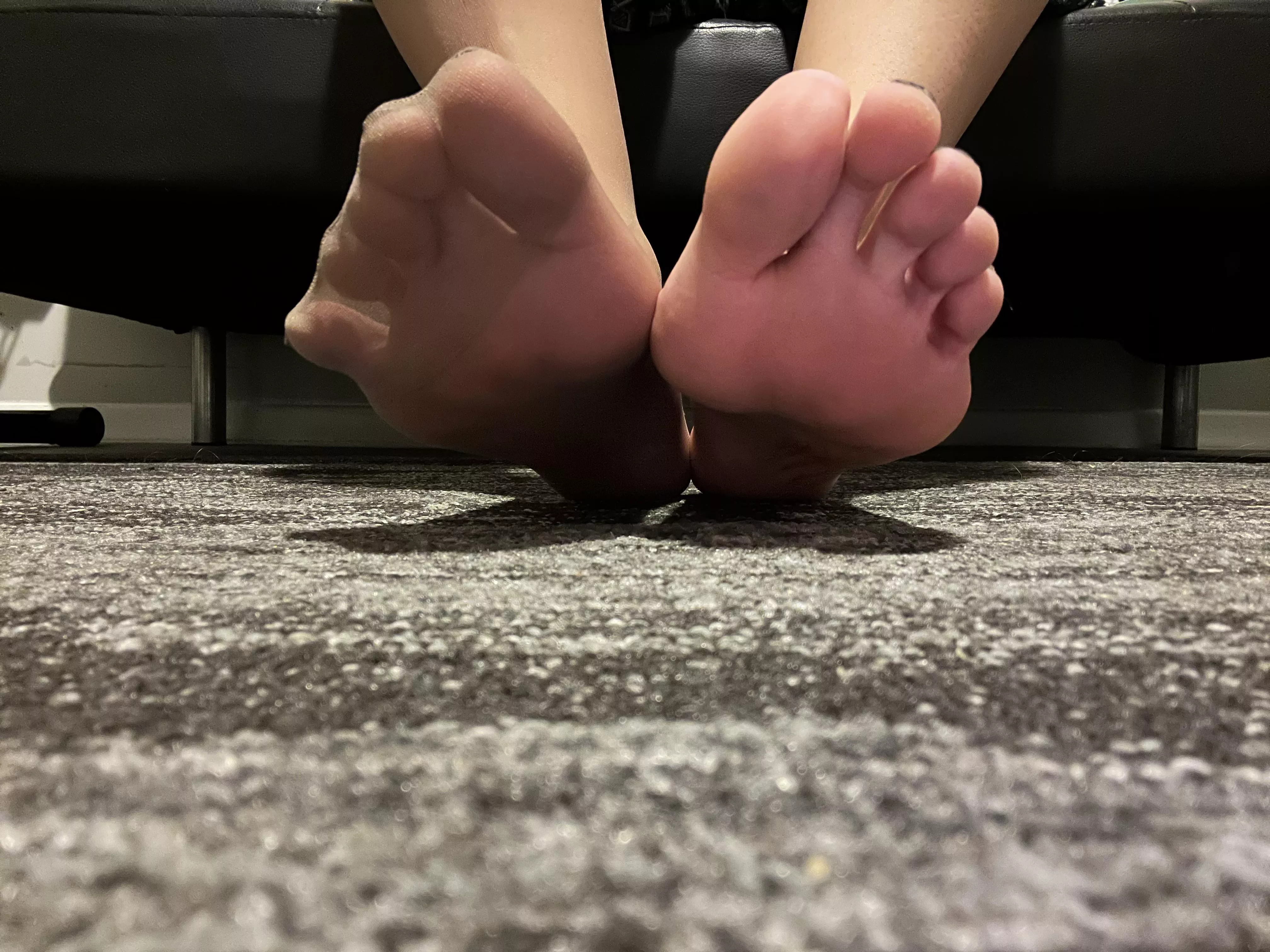 Happy halloween! Should I wear pantyhose out tonight or no? 👅