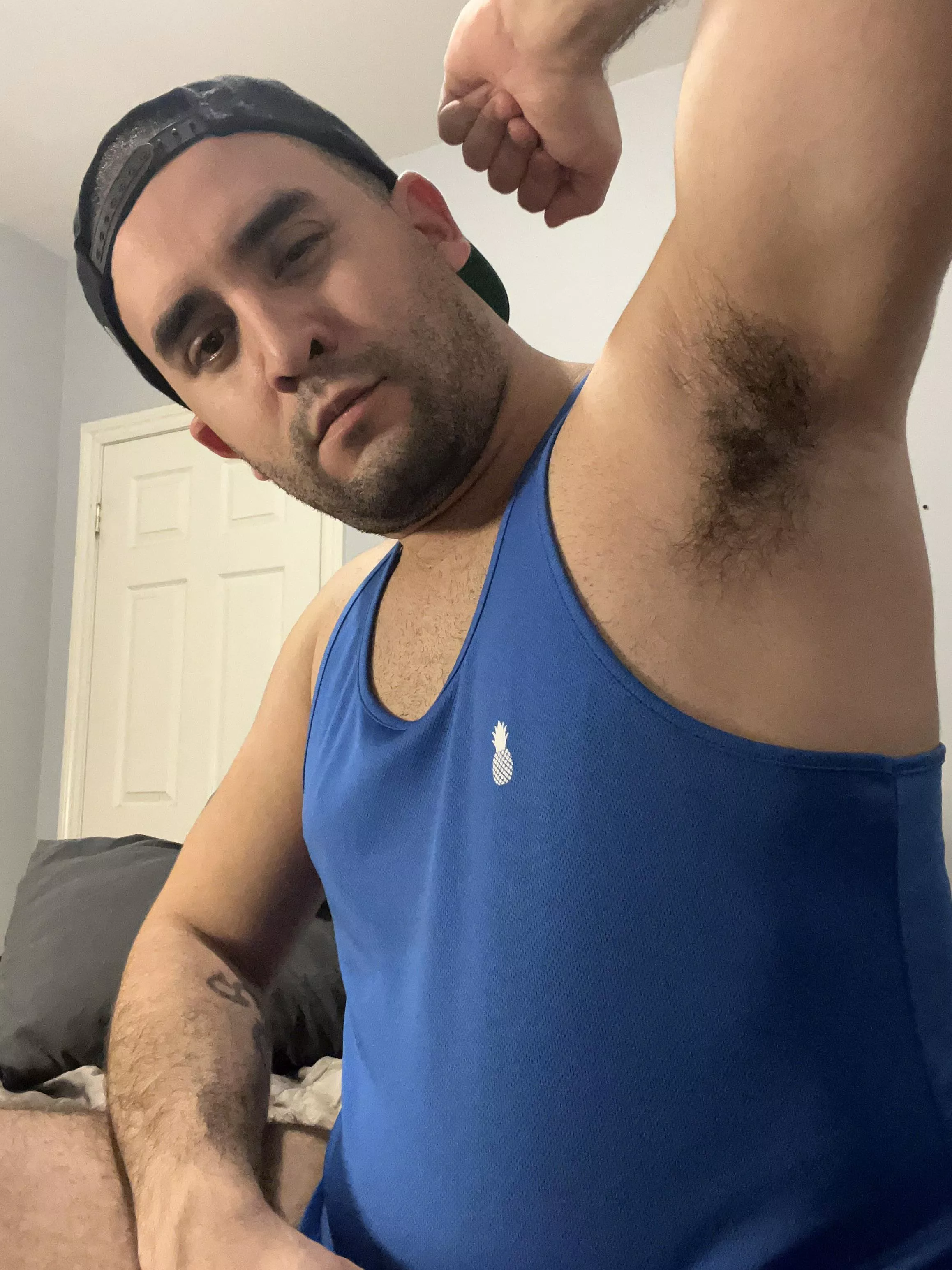 How to get me hard? Step 1 : lick it.