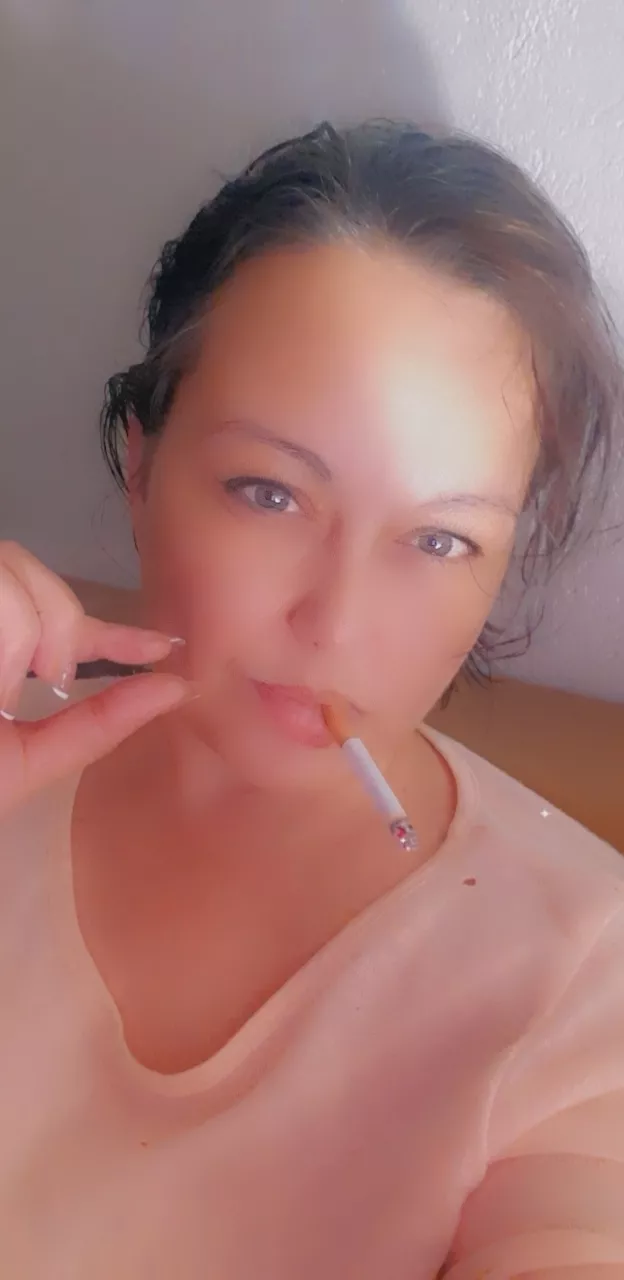 I need a dedicated sub. Write my name on your forehead, kneel for hours, write paragraphs about my beauty and sends randomly for my perfection