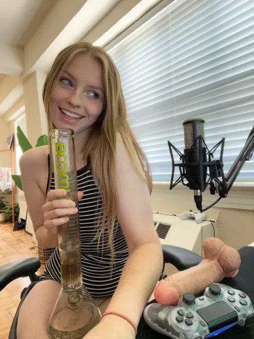 I NEED THE NEW COD 😫🥺 let’s play fr dm me