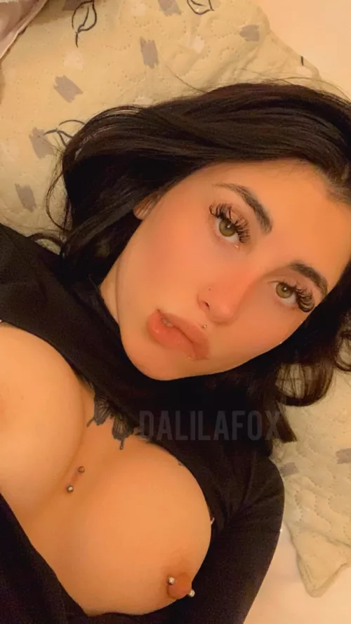 I would love to masturbate with you baby