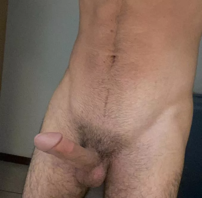 I’m ready to have a bj. Who wants to give me one? (21)