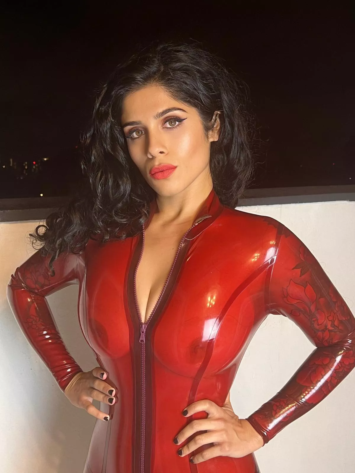 Just gorgeous... 😈