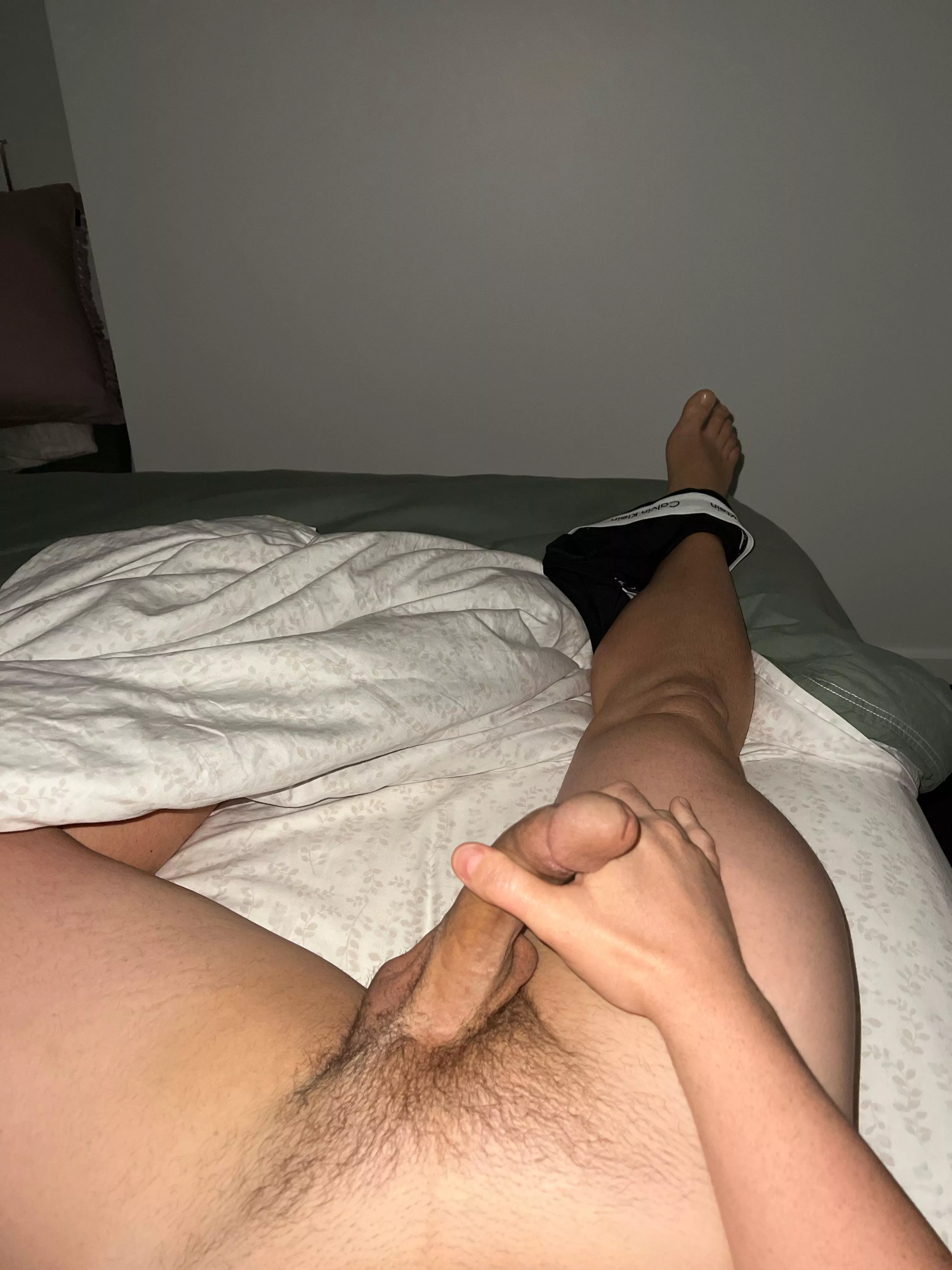 Let’s mess around bro? Dm me