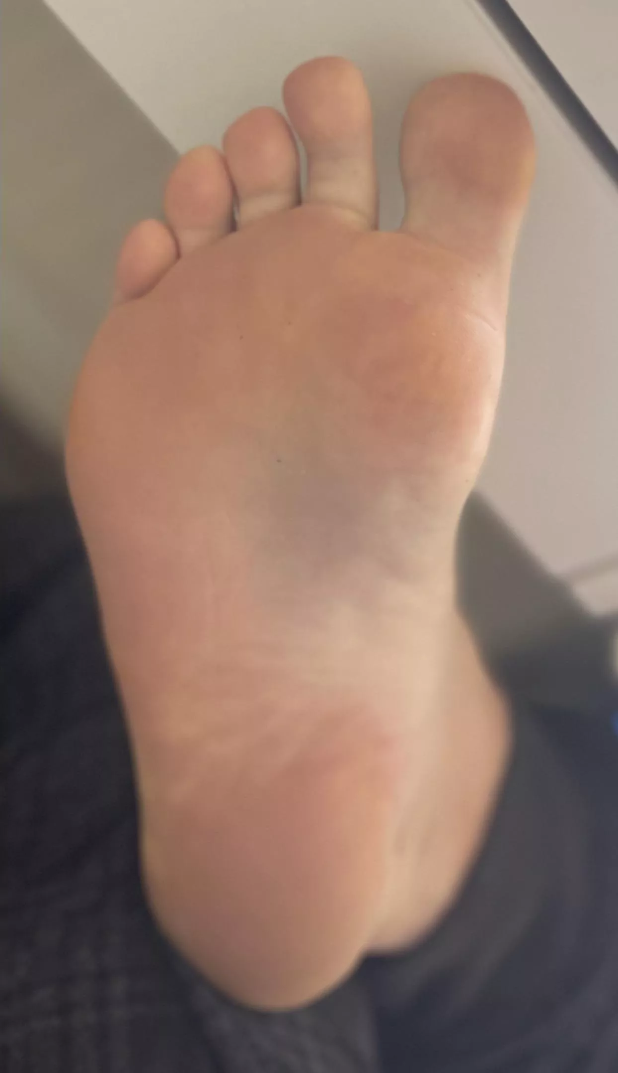 Let’s talk I’m horny 😈