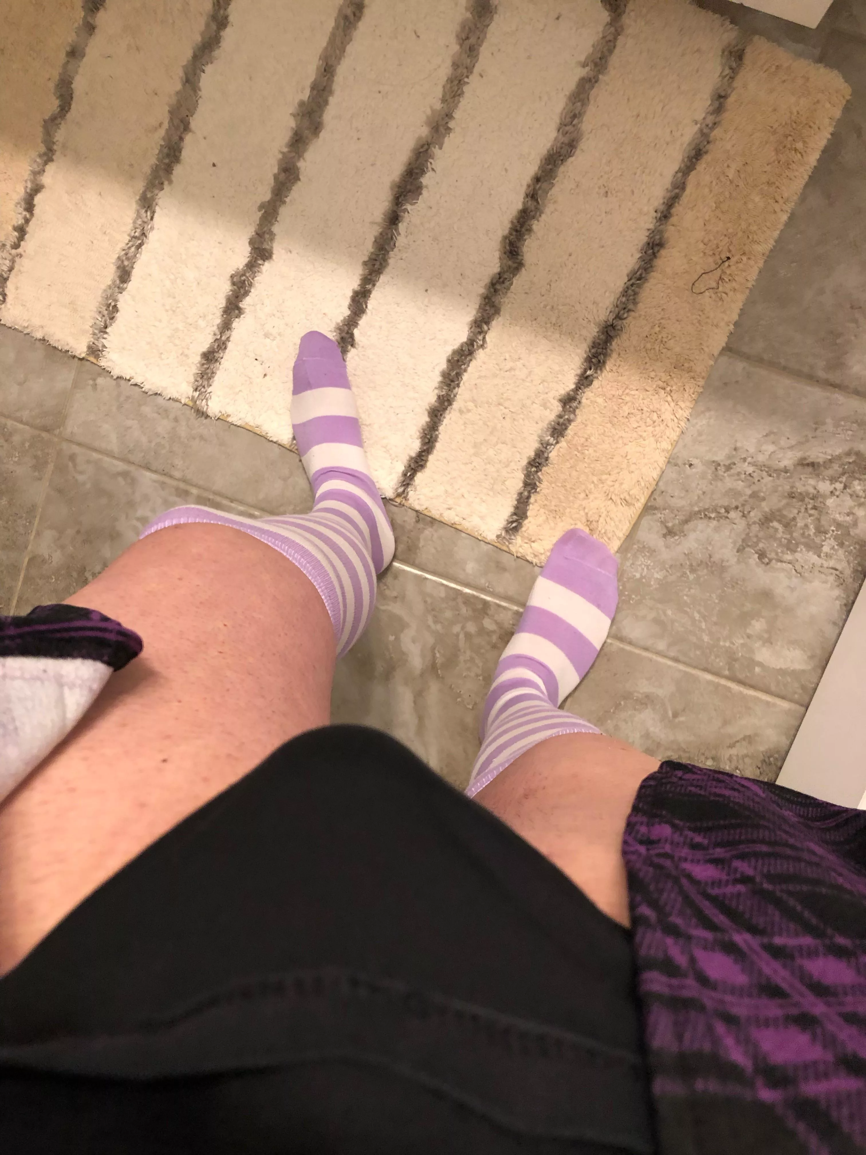 Looking cute down there.