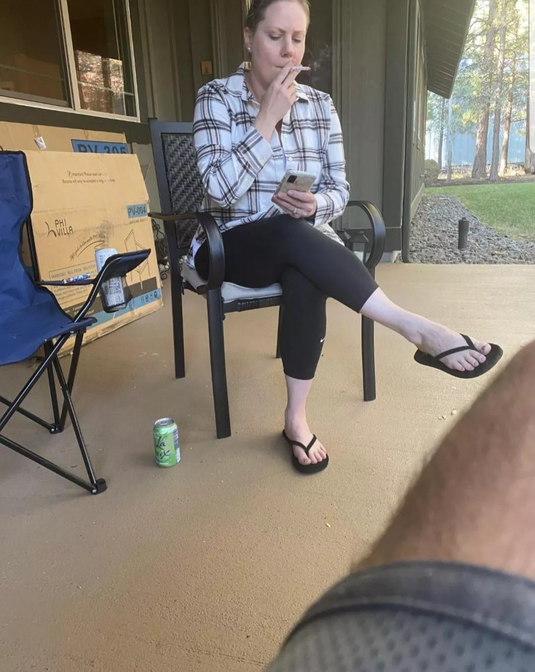 love chatting about my smoking wife!