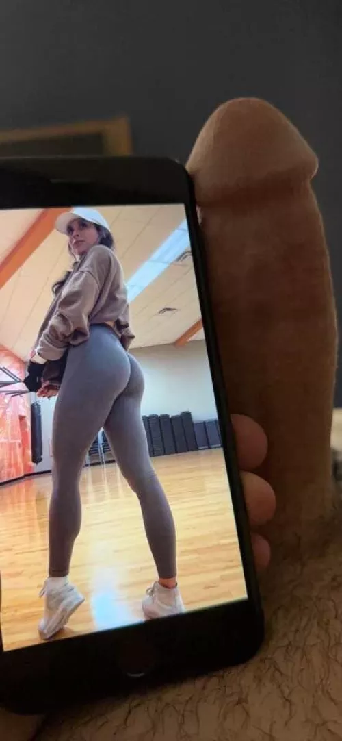 Love when girls I know post slutty pics