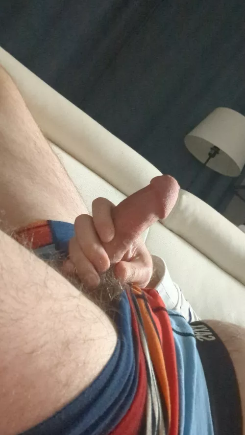 [m]how I feel seeing everyone's slutty Halloween costumes