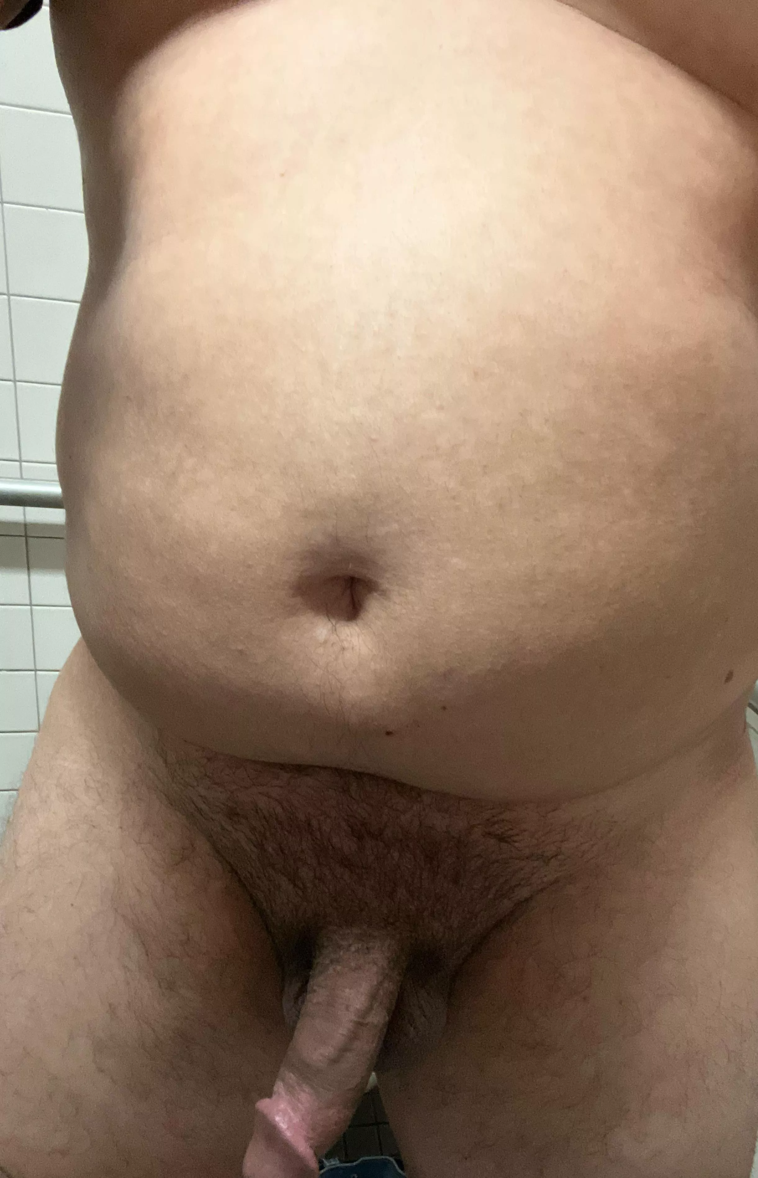 My belly and cock want rubs